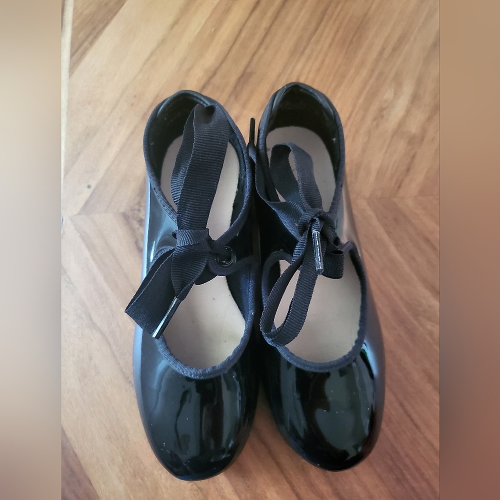 Capezio tap shoes for girls